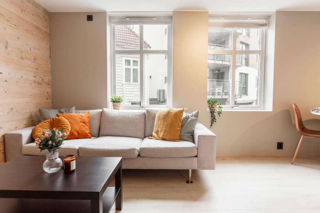 New! Modern Apartment In Historic Area Of Bergen! Exterior photo